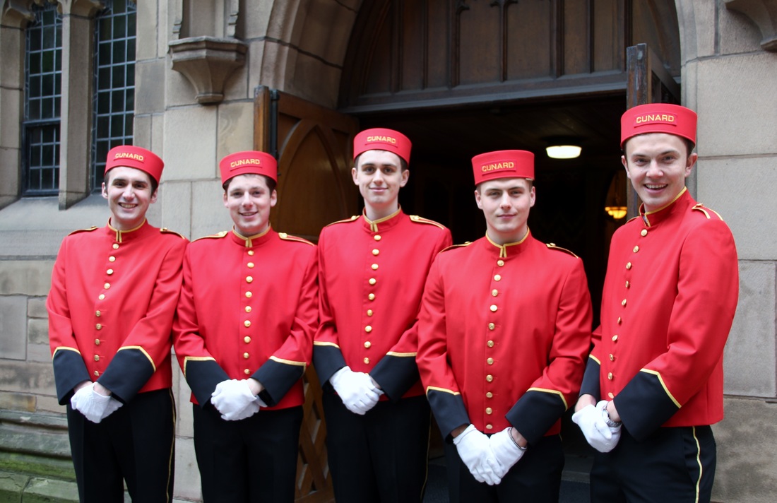 MAY ĐỒNG PHỤC TẠO ĐIỂM NHẤN CHO NHÀ HÀNG – KHÁCH SẠN