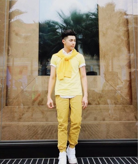 CHỌN THÊM SẮC MÀU TRANG PHỤC CHO TỦ ĐỒ NAM GIỚI